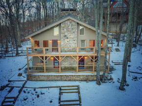 Beech Mountain Walk to Slopes Sleeps 9 Pet Friendly